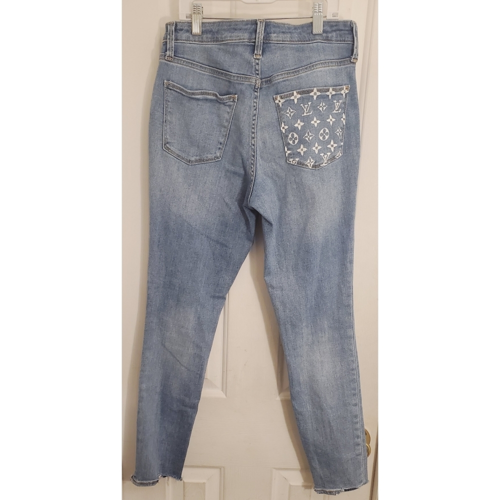 Universal Thread Jeans W Custom Handpainted Pocket - image 1